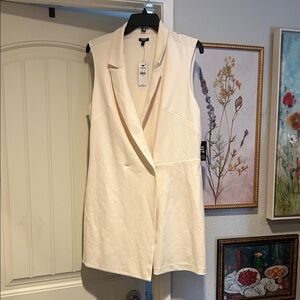 Express Cream Sleeveless Blazer Vest